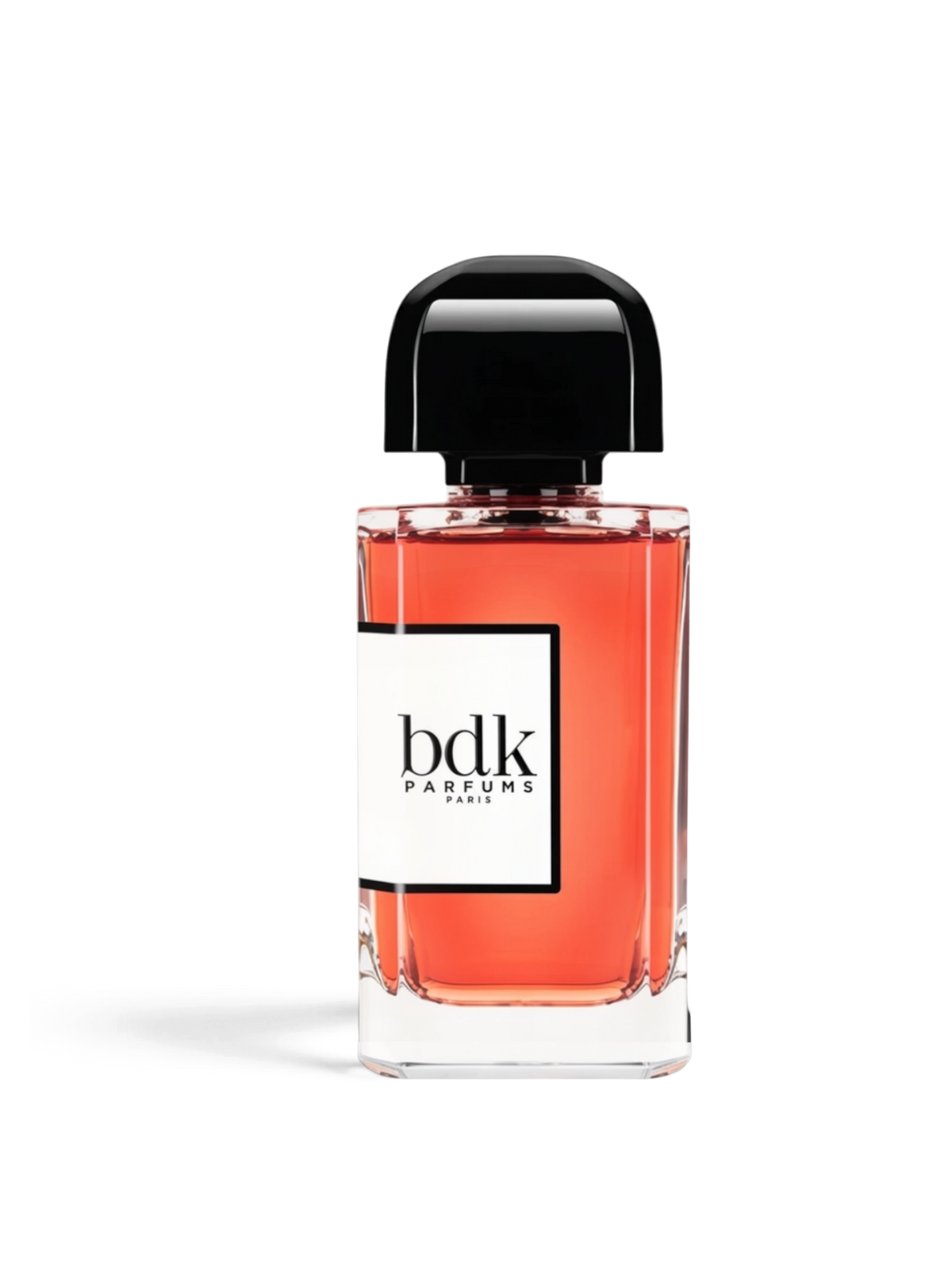 euaden BDK Parfums Rouge Smoking 100 ml unisex parfüm, şık cam şişesi ve kırmızı renkli kokusuyla dikkat çekiyor.