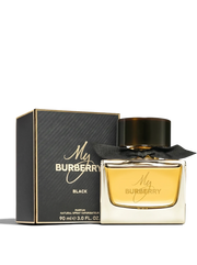 Euaden Burberry My Black EDP parfüm şişesi ve siyah kutusu, kehribar renkli parfüm ve şık siyah kurdele detayı ile.