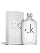 euaden Calvin Klein CK One unisex parfüm, ikonik buzlu cam şişesi ve beyaz kutusu ile ferah narenciye kokusu.