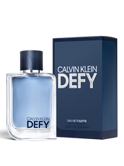 euaden Calvin Klein Defy erkek parfümü, 100 ml cam şişe ve lacivert kutusu ile modern ve maskülen bir tasarım.