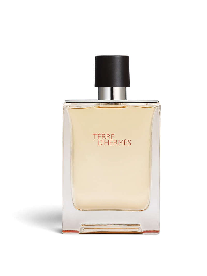 euaden HERMÈS Terre d'Hermès erkek parfümü, şık cam şişesi ve siyah kapağı ile odunsu ve narenciye notalı koku.