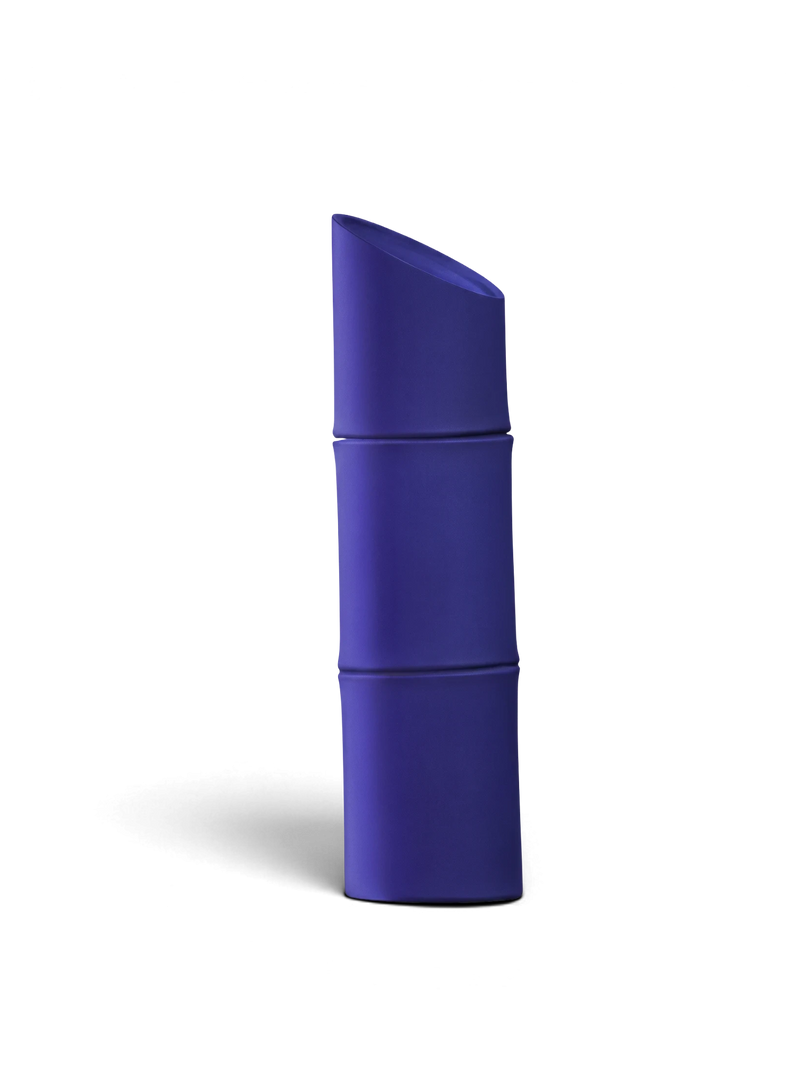 euaden KENZO Pour Homme Indigo erkek parfümü, bambu formunda koyu mavi silindirik şişe tasarımı