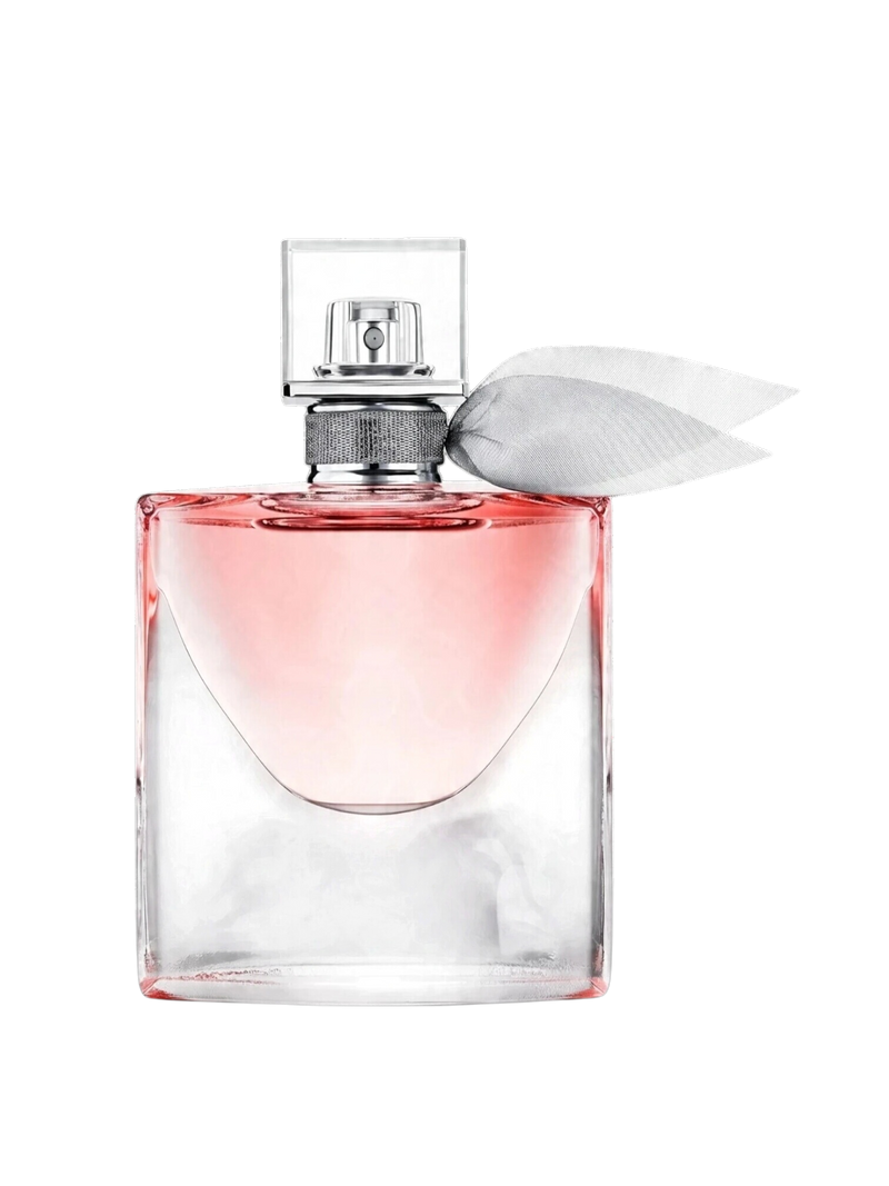 euaden Lancôme La Vie Est Belle kadın parfümü, şık cam şişesi ve zarif gri kurdele detayı ile pembe renkli koku