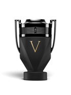 euaden Paco Rabanne Invictus Victory Absolu erkek parfümü, üzerinde altın V harfi bulunan mat siyah kupa şişe tasarımı