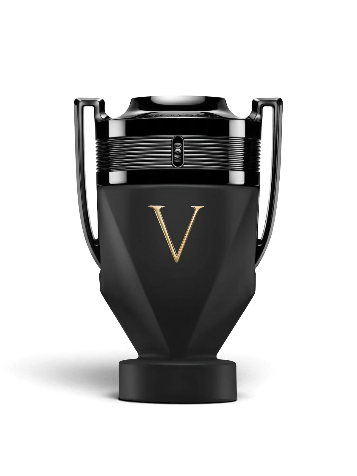 euaden Paco Rabanne Invictus Victory Absolu erkek parfümü, üzerinde altın V harfi bulunan mat siyah kupa şişe tasarımı